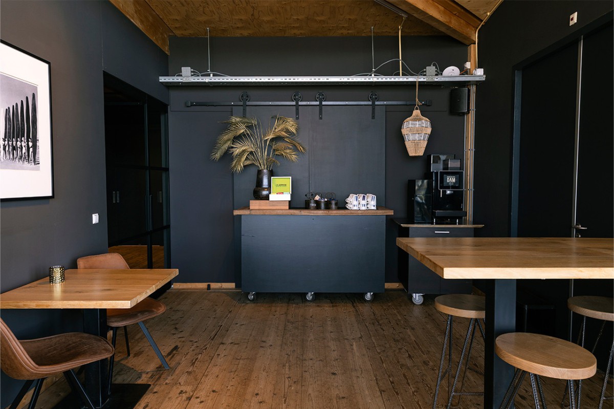 afb_waterfrontroom_05